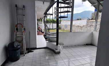 Rumah Untuk Penginapan Sekitar RSUD Cimacan Dekat Jalan Raya Puncak