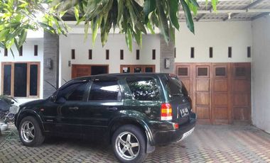 Rumah Mewah 280 m2 di Pusat Kota Purwakarta Kel Ciseureuh