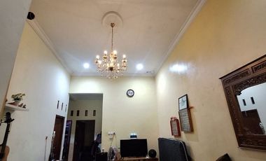 Rumah Bagus 2Lt di Baturan Colomadu Karanganyar (EL)