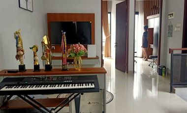 Dijual Rumah Bagus Furnish ada Rooftop Pinang  Emas Pdk Indah Jaksel