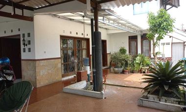 Rumah dengan view gunung Jl Skip Lanwang Gintung Bogor Selatan