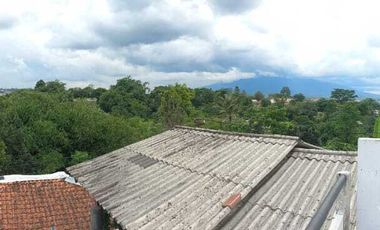 Rumah dengan view gunung Jl Skip Lanwang Gintung Bogor Selatan