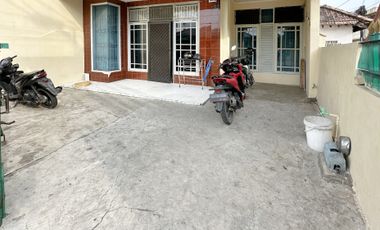 Dijual Rumah Strategis di Jalan Syakiakirti Palembang (Mayor Ruslan)