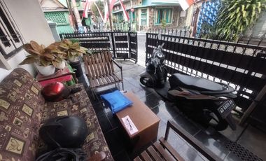Rumah Hook Tengah Kota Solo Dekat Stasiun Balapan
