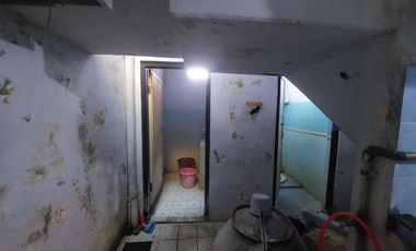 Rumah Hook Tengah Kota Solo Dekat Stasiun Balapan