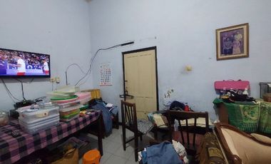 Rumah Hook Tengah Kota Solo Dekat Stasiun Balapan