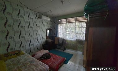 rumah type 140/200m2 di pusat kota komp.amaco