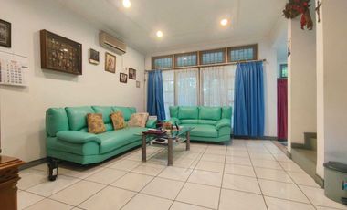 Jual Rumah 2LT Siap Huni Luas 217M2  Nyaman di Sektor 9 Bintaro