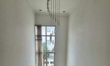 Jual Rumah 3 Lt Shm Bagus Semi Furnished Di Villa Permata Gading
