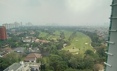 Spesialis apartement Hamptons park unit sewa luas 105 m2 golf view