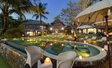 Dijual villa mewah los pantai style Bali di Pererenan