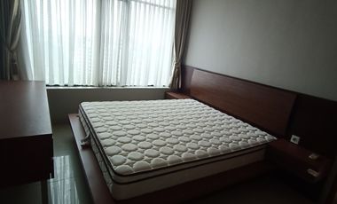 Spesialis apartement Hamptons park unit sewa luas 96 m2