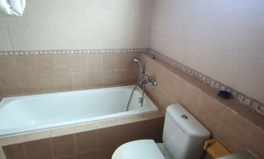 Spesialis apartement Hampton park good location