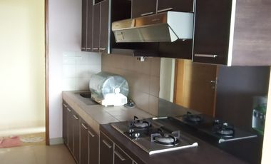 Spesialis apartement Hampton park good location