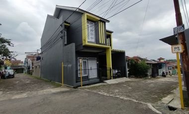 turun harga Rumah Cluster Pusat Kota Sukabumi 2 Lantai Hook