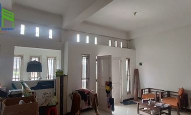 Rumah 2 lantai siap pakai di Pulisen Boyolali Kota