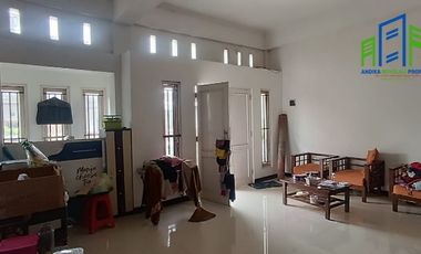 Rumah 2 lantai siap pakai di Pulisen Boyolali Kota