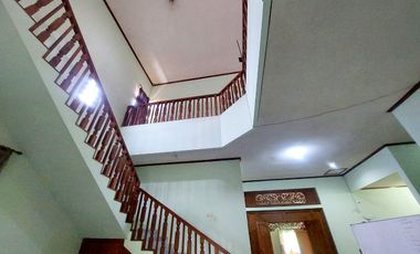 RUMAH MEWAH LUAS CLASIC Asri dan Nyaman Kerten Tengah Kota Solo