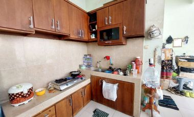 RUMAH MEWAH LUAS CLASIC Asri dan Nyaman Kerten Tengah Kota Solo