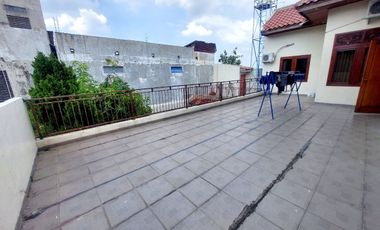 RUMAH MEWAH LUAS CLASIC Asri dan Nyaman Kerten Tengah Kota Solo