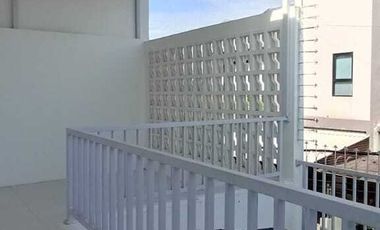 Dijual Rumah Baru 2 LT Kharisma Town House Bojongsoang Buah Batu Ban