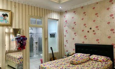 RUMAH MEWAH STRATEGIS MURAH FULL FURNISH DI JL PATEHAN KRATON YOGYA