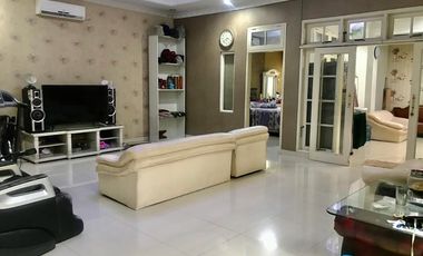 RUMAH MEWAH STRATEGIS MURAH FULL FURNISH DI JL PATEHAN KRATON YOGYA