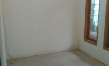 Disewakan Rumah Besar dan Ekonomis 4KT dan 3 KM di kota Sukabumi
