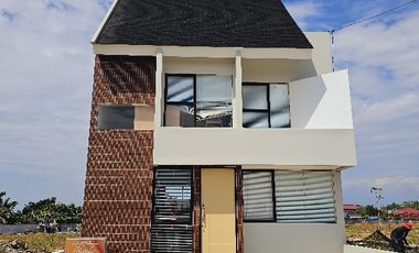 Cluster Ayana, Rumah baru 2 lantai di Makassar dekat Kampus & Bandara
