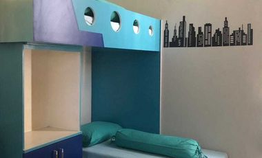 Rumah lantai 2 di kompleks Bale pelangi