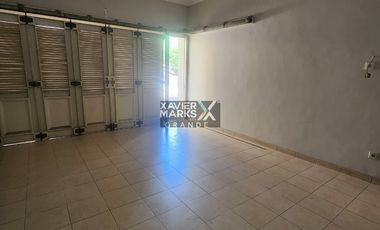 Disewakan rumah di pakuwon indah cluster Villa bukit indah, Surabaya