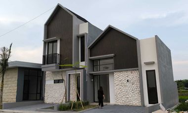 Dijual Rumah 2 Lantai Bonus Kolam Renang MAURA HILL Murah 200 Jutaan