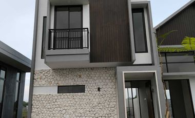 Dijual Rumah 2 Lantai Bonus Kolam Renang MAURA HILL Murah 200 Jutaan