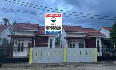 Disewakan Rumah Lt 8,5 X 16,5 2 Kt Sudah Dicat Ulang Pontianak