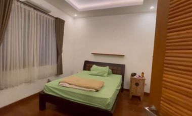 DIJUAL RUMAH SIAP HUNI FULL FURNISHED DI UBUNG DENPASAR