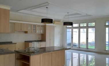 FOR RENT RUMAH SIAP HUNI DI PONDOK INDAH JAKARTA SELATAN