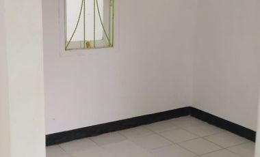 Disewakan Rumah di Perumahan Puri Cibeureum Sukabumi 2lt dan 3Kamar