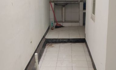 Disewakan Rumah di Perumahan Puri Cibeureum Sukabumi 2lt dan 3Kamar