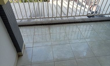 Disewakan rumah di Taman Malaka Pdk Kelapa Jak Tim