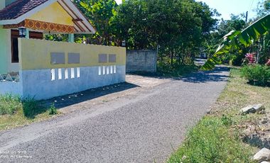 tanah murah,view sawah.bonus rumah siap huni