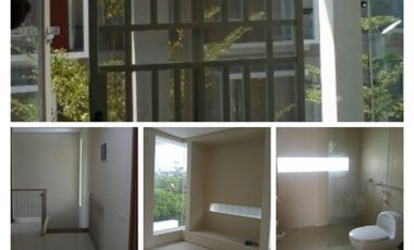 jual rumah lntai 2 CITRA LAND