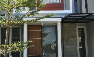 jual rumah lntai 2 CITRA LAND