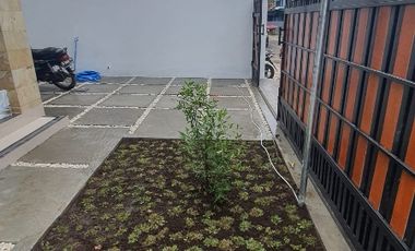 rumah dualantai di slawi kota