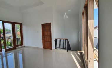 rumah dualantai di slawi kota