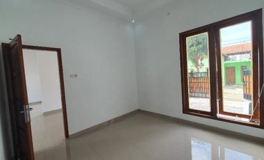 rumah dualantai di slawi kota