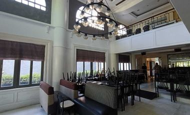 Disewakan Hotel dan Cafe Bintang 3 di Dago
