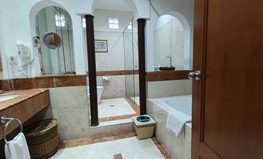 Disewakan Hotel dan Cafe Bintang 3 di Dago