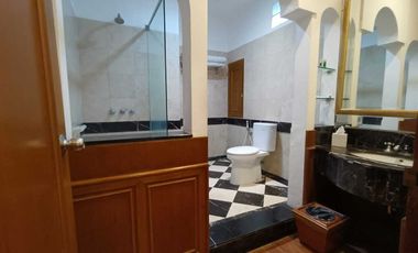 Disewakan Hotel dan Cafe Bintang 3 di Dago