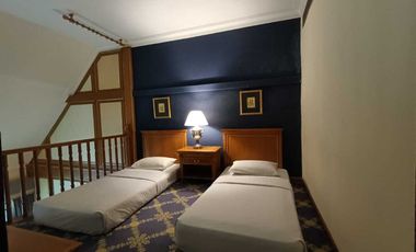 Disewakan Hotel dan Cafe Bintang 3 di Dago