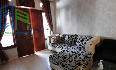 Rumah cantik minimalis dekat jalan raya Teras Boyolali